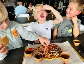 PIZZA PIZZA 