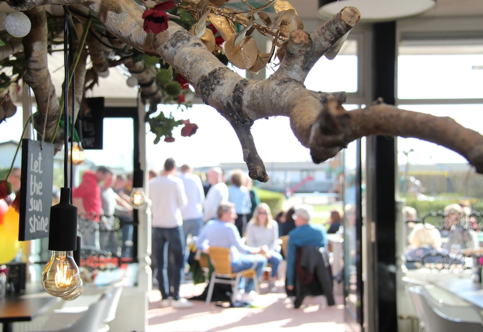 Gezellig borrelen met een groep bij Kosteluk