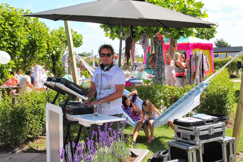 Kleine titel komt hier